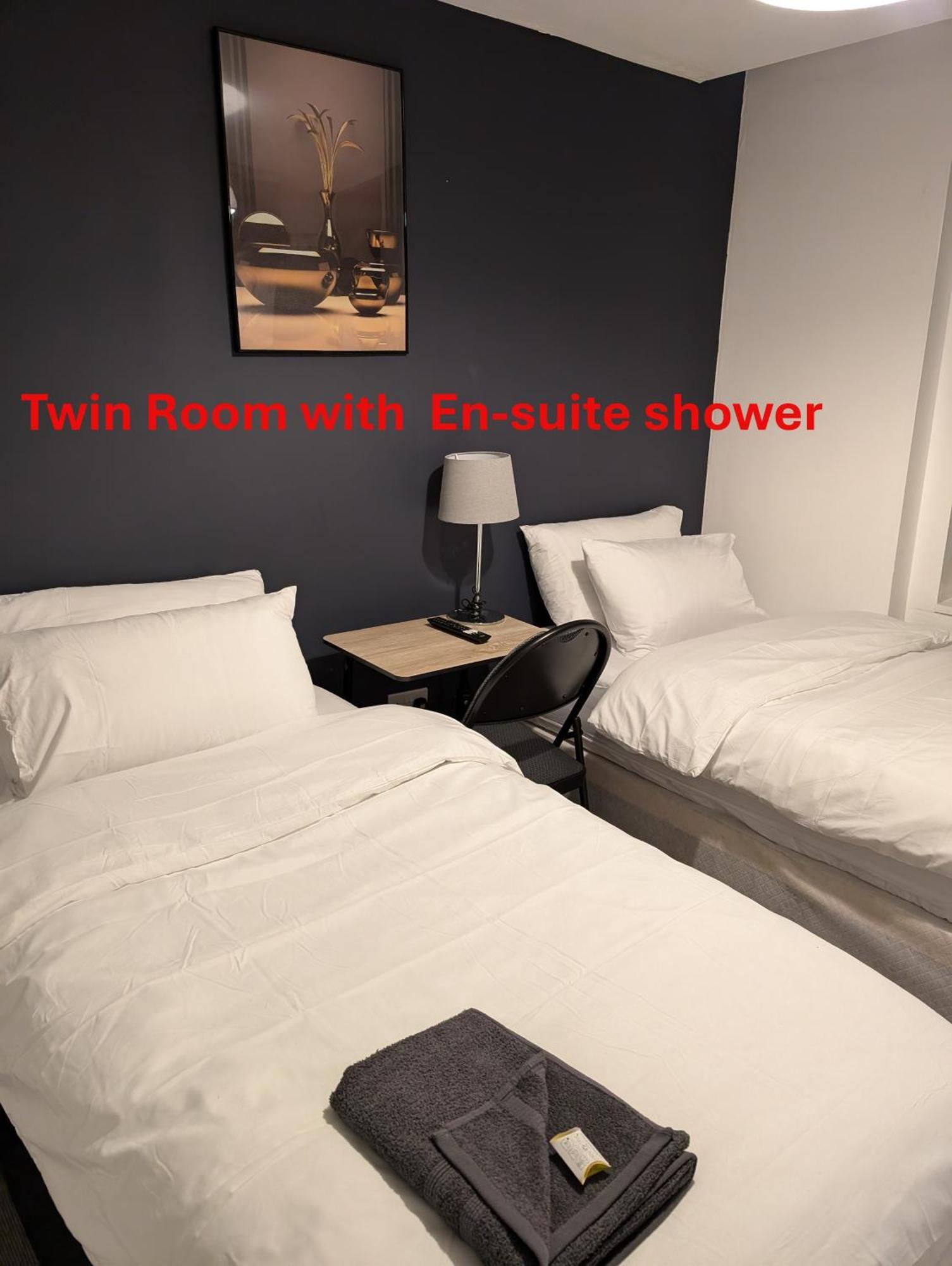 Blok 3 -Jacuzzi Suites, Apartment & Ensuite Rooms Blackpool Exterior foto